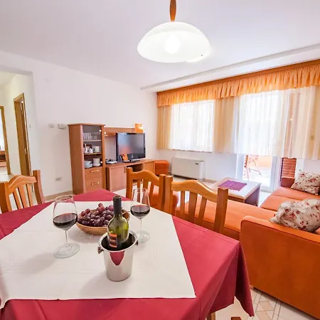 Apartament Magnolija *