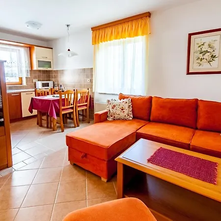 Apartment Magnolija *